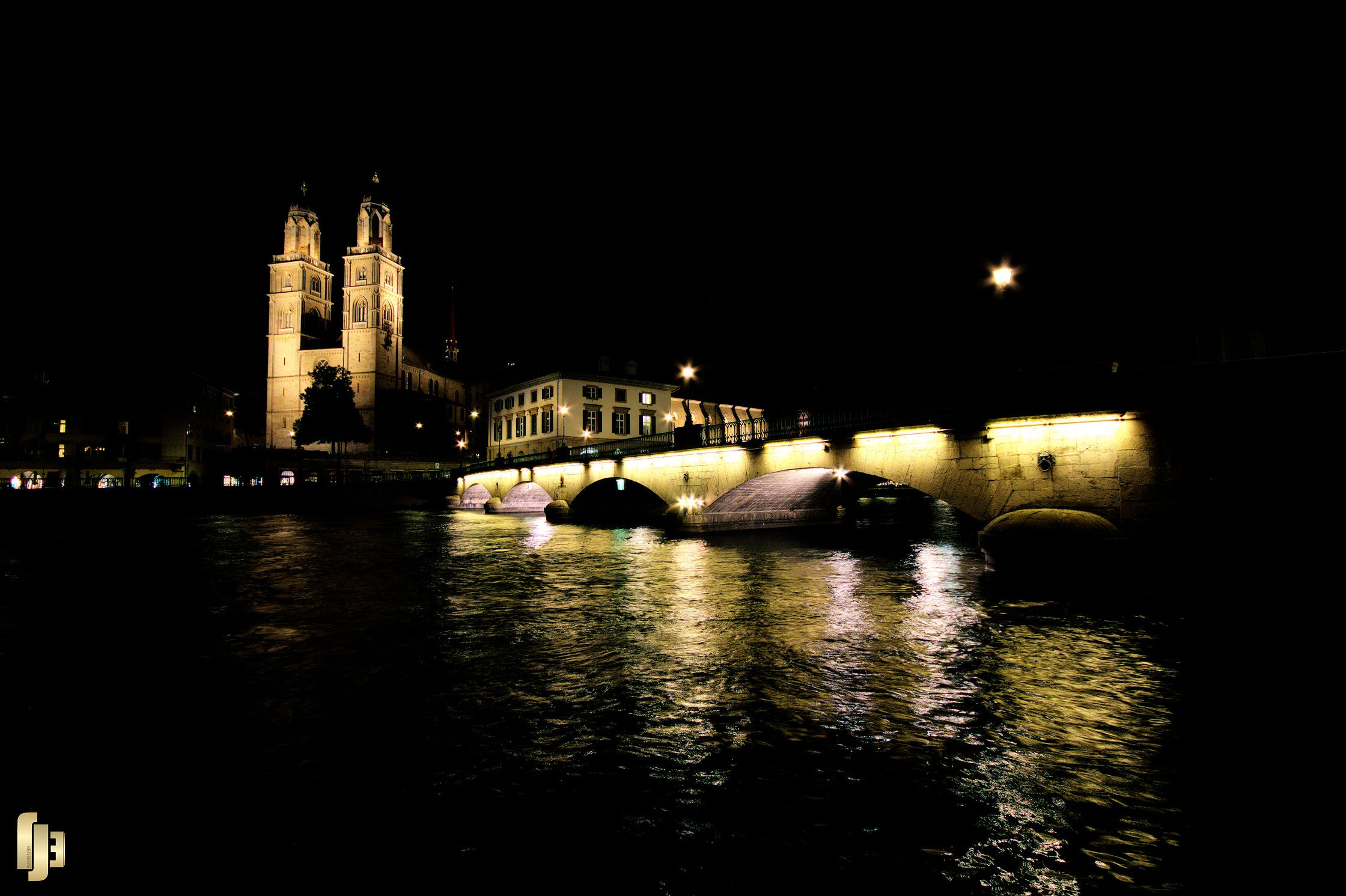 La Limmat et l'église Grossmünster - art.200852