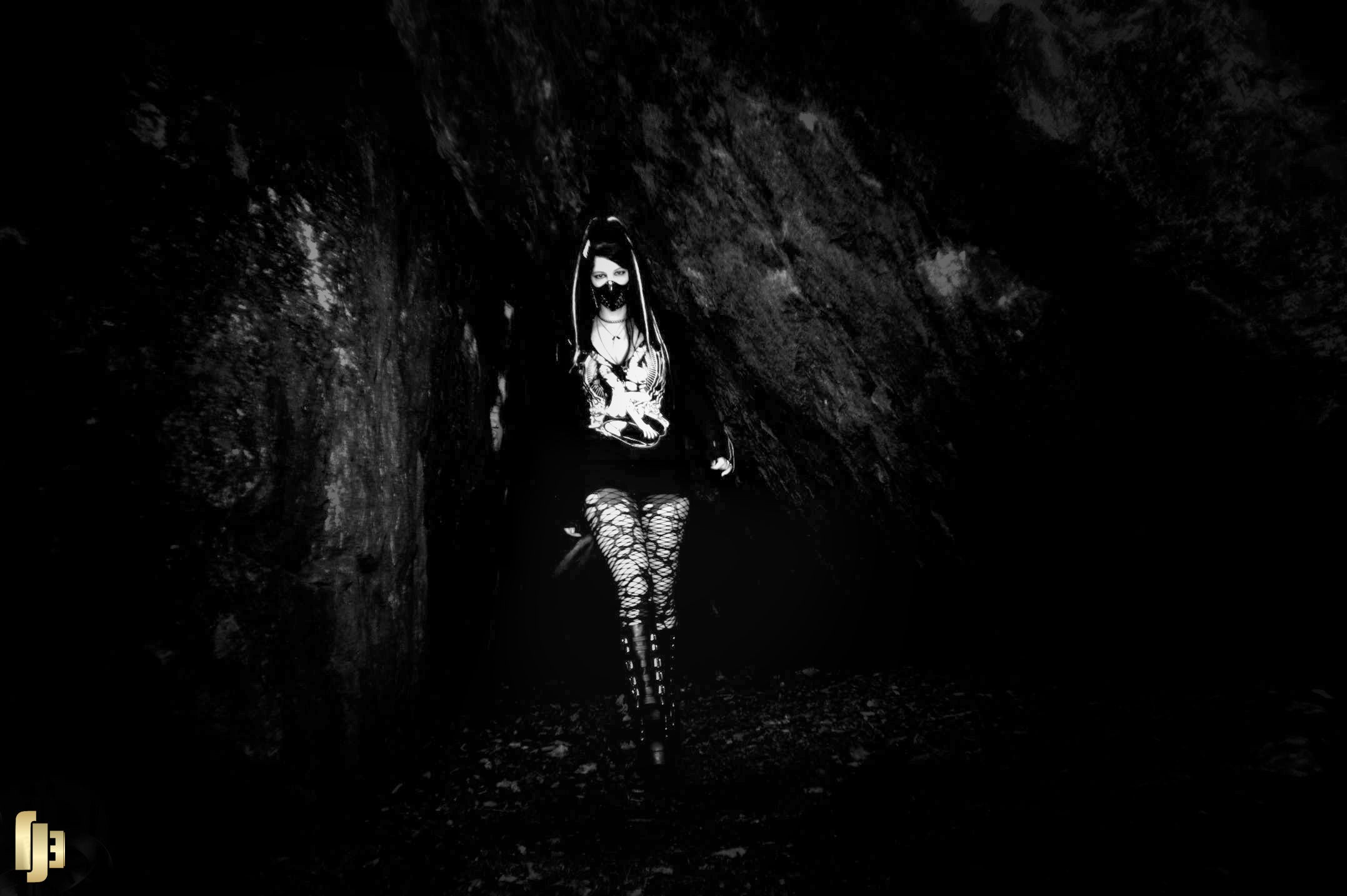 La femme de la caverne