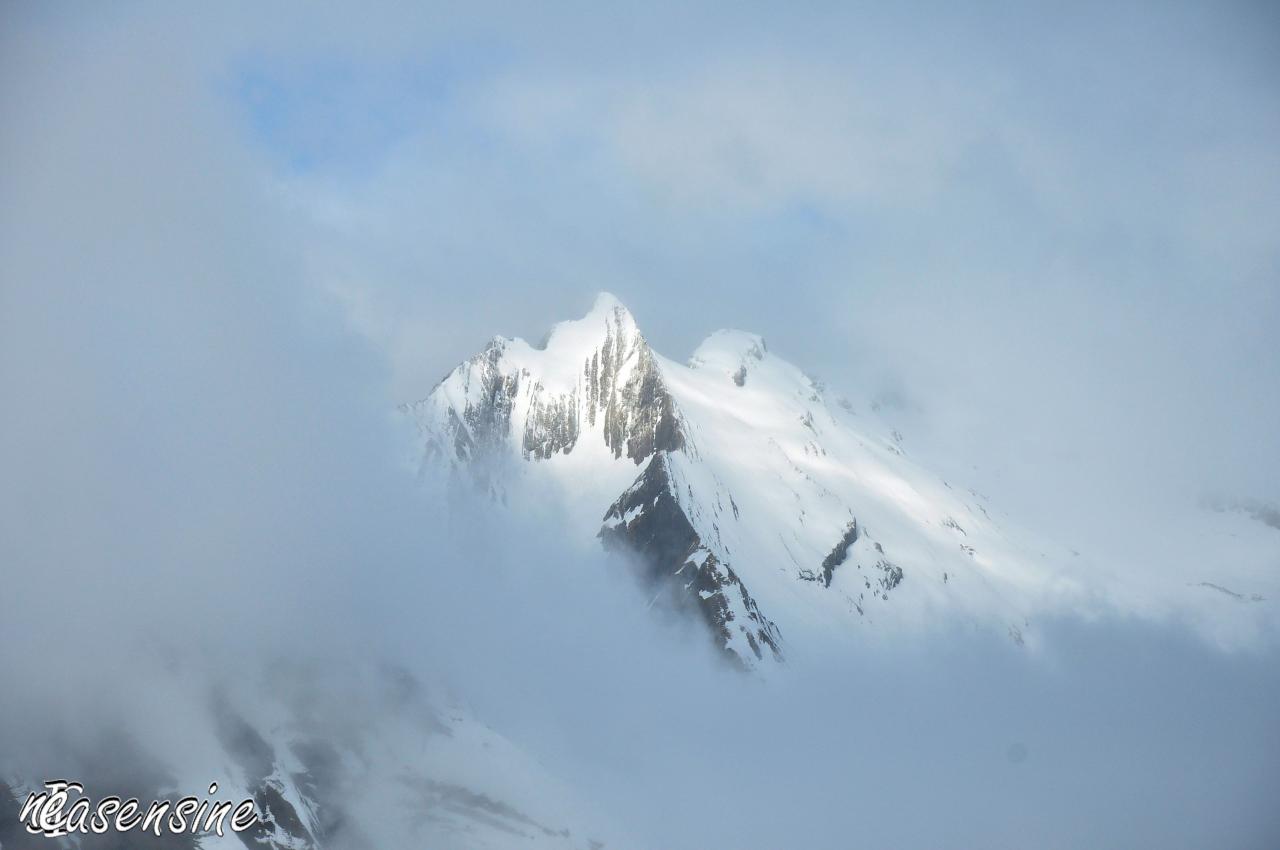 Fenêtre sur le Haut-de-Cry