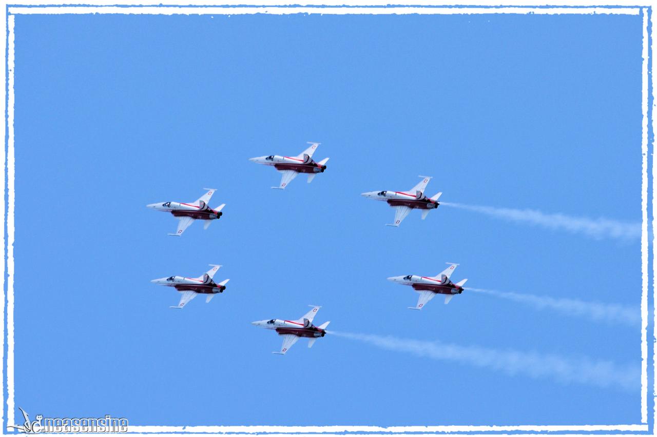 Patrouille suisse en Valais