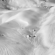 La pluie et le vent l'ont façonné