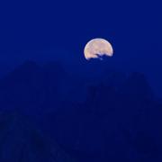Coucher de lune sur le massif des Muverans - art.220850